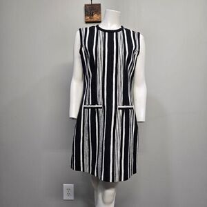 Carven Mini Dress EU 42 US 12 Black White Stripe Tweed Mod Go-go Retro 60 Luxury